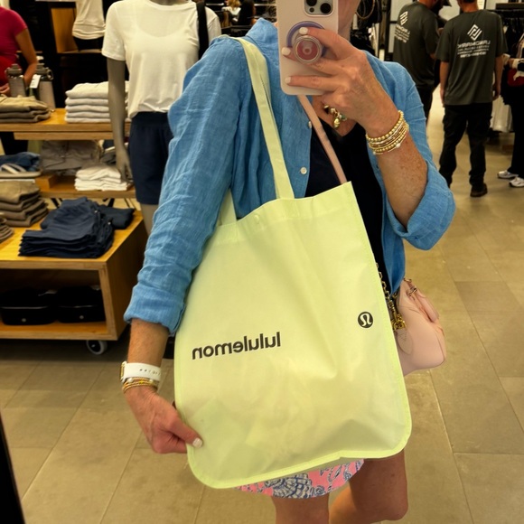 Lululemon LIMITED EDITION Reusable Market Shopper Tote Bag - Sour Grape - Picture 1 of 17